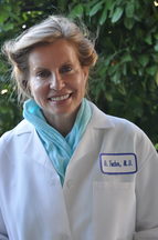 Alternative Pain Treatment and Practitioners Gloria Tucker MD in Novato CA