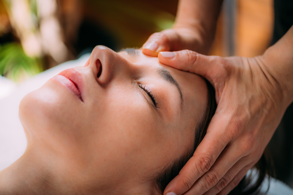 Craniosacral Therapy and Visceral Manipulation for Pain Relief